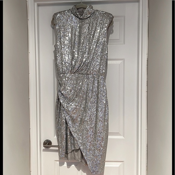 Express! Sequin Asymmetrical Mock Neck Dress Silver Grey in Size: M. - Picture 3 of 6